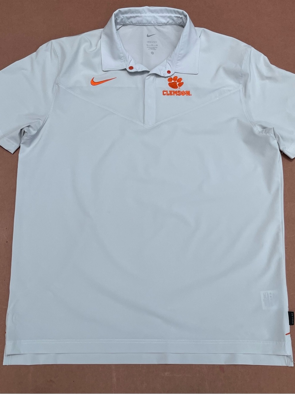 Nike Clemson Tigers Dri Fit Polo Mens XL White Orange NCAA Golf Shirt - Picture 3 of 5